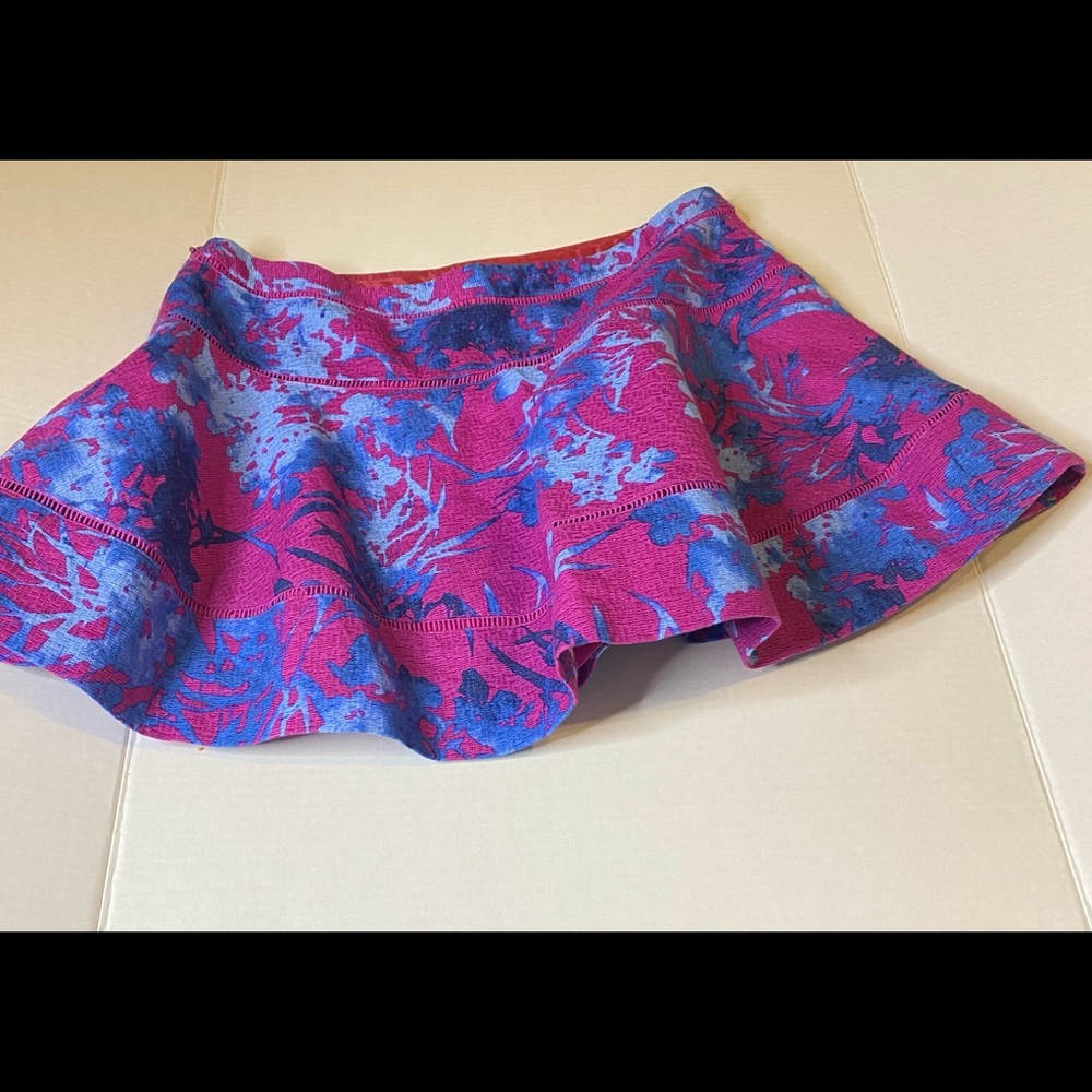 Banana Republic mini skirt 10 SALE! tODAY!